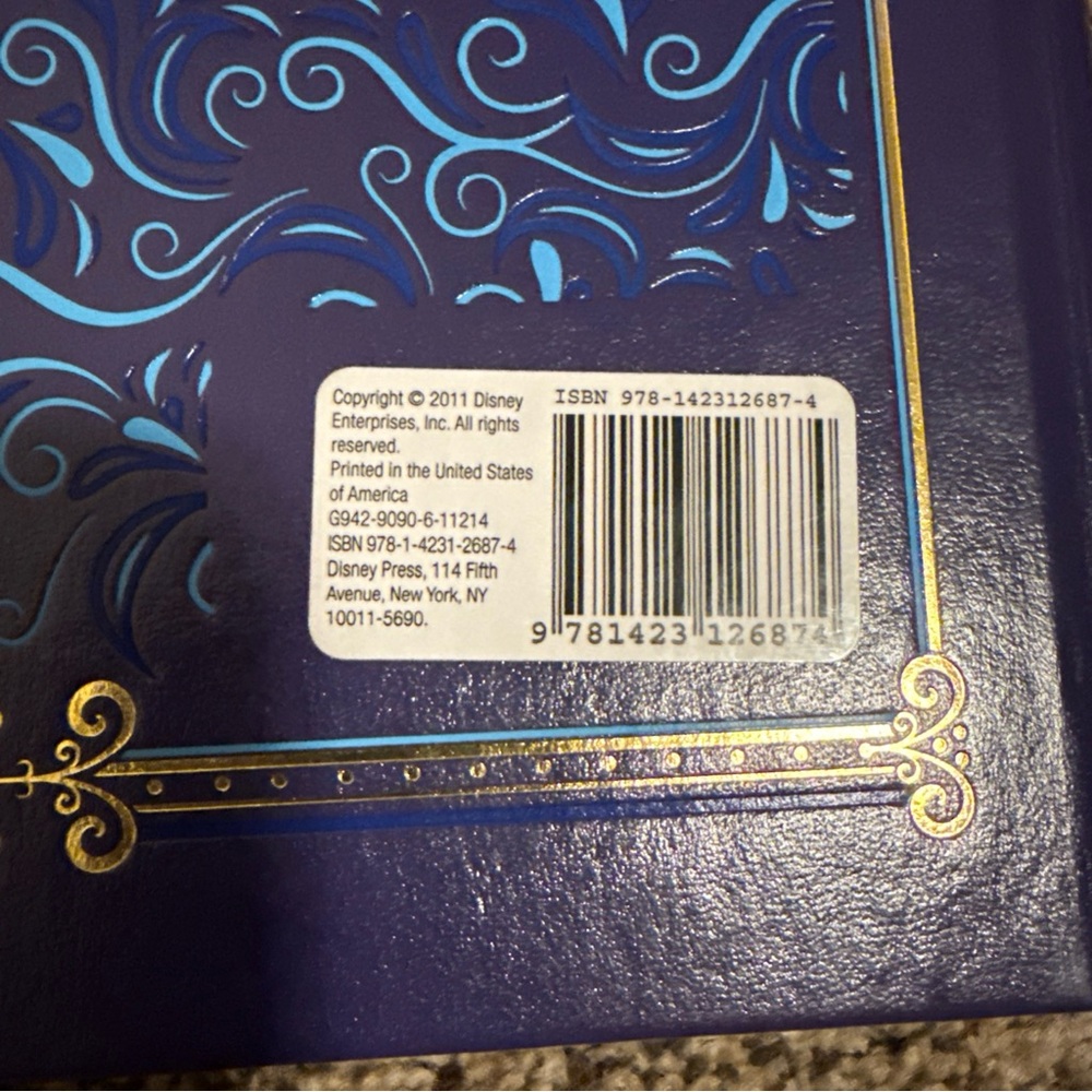 Disney Read to Me Treasury Classics Tales  Gold Leaf Pages Hardcover EUC - Picture 2 of 11